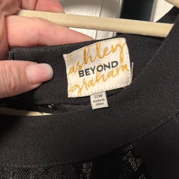 EUC Ashley Graham Elegant Black Lace Dress - Picture 2 of 4